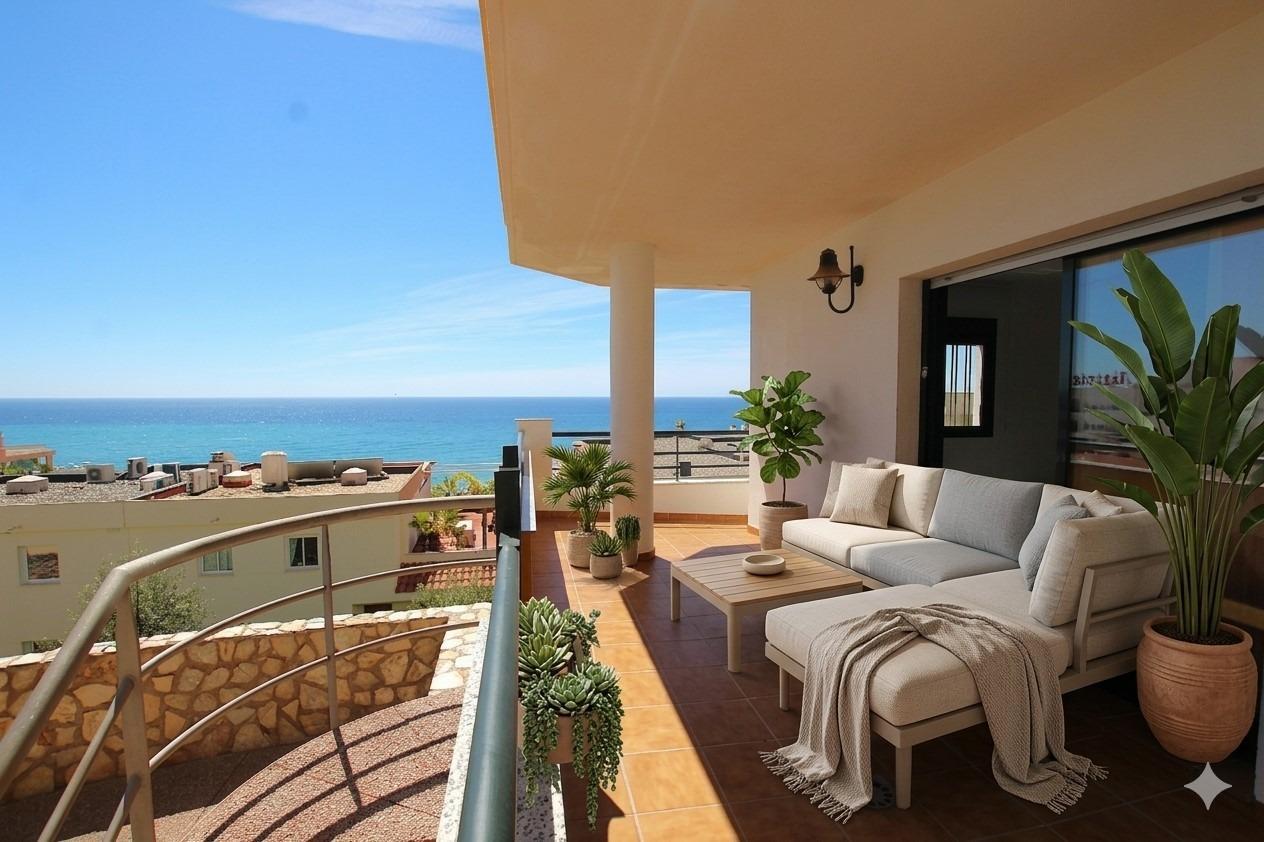 Flat for Sale in Benalmádena