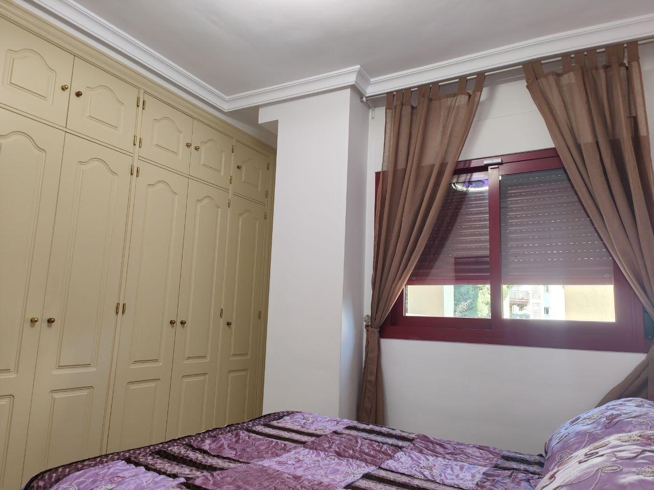 Flat for Sale in Benalmádena