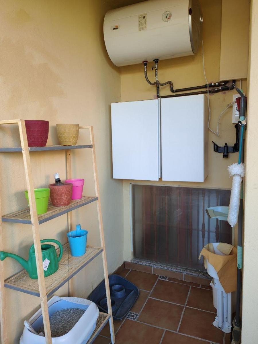 Flat for Sale in Benalmádena