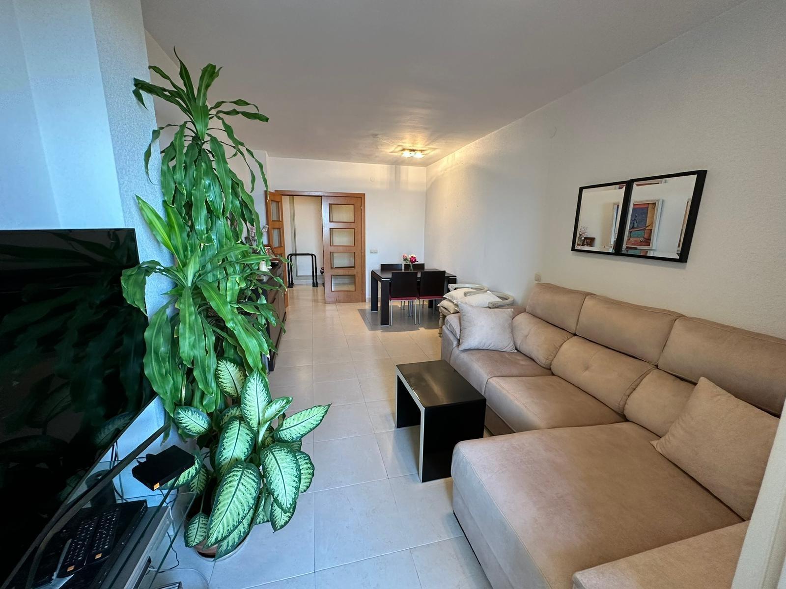Flat for Sale in Benalmádena