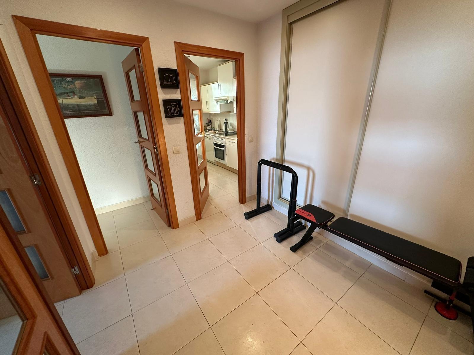 Flat for Sale in Benalmádena