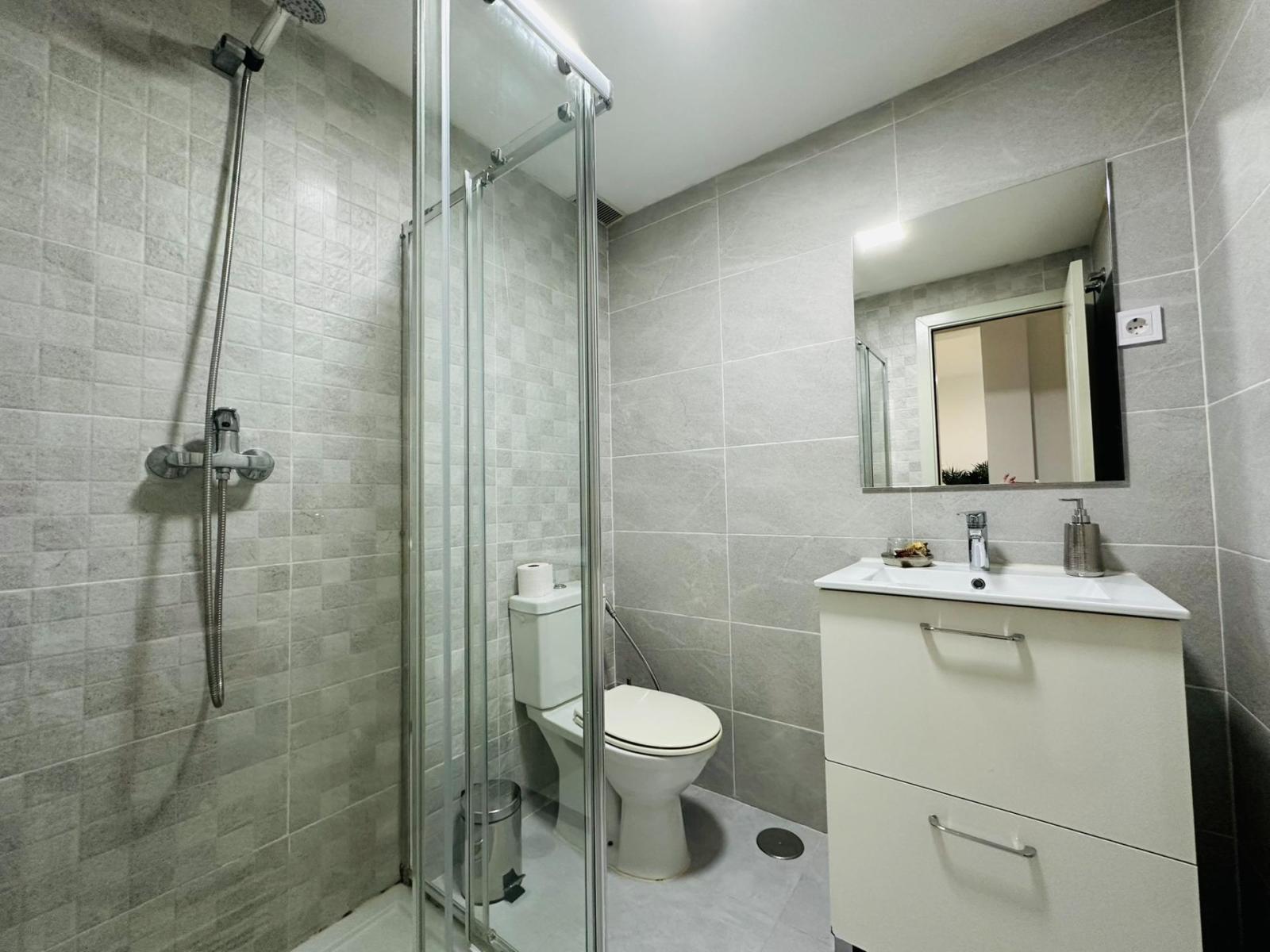 Flat for Sale in Benalmádena