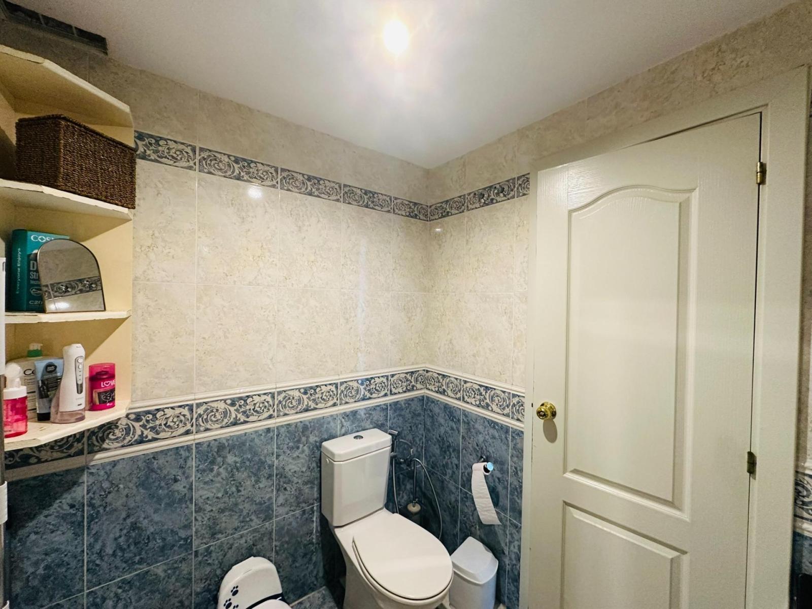 Flat for Sale in Benalmádena