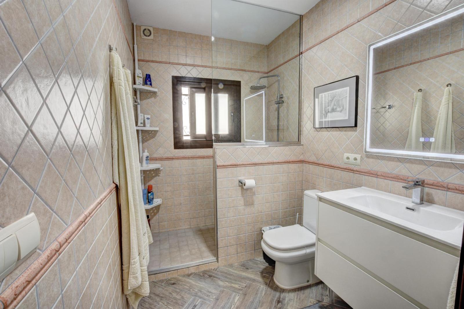 Villa for Sale in Benalmádena
