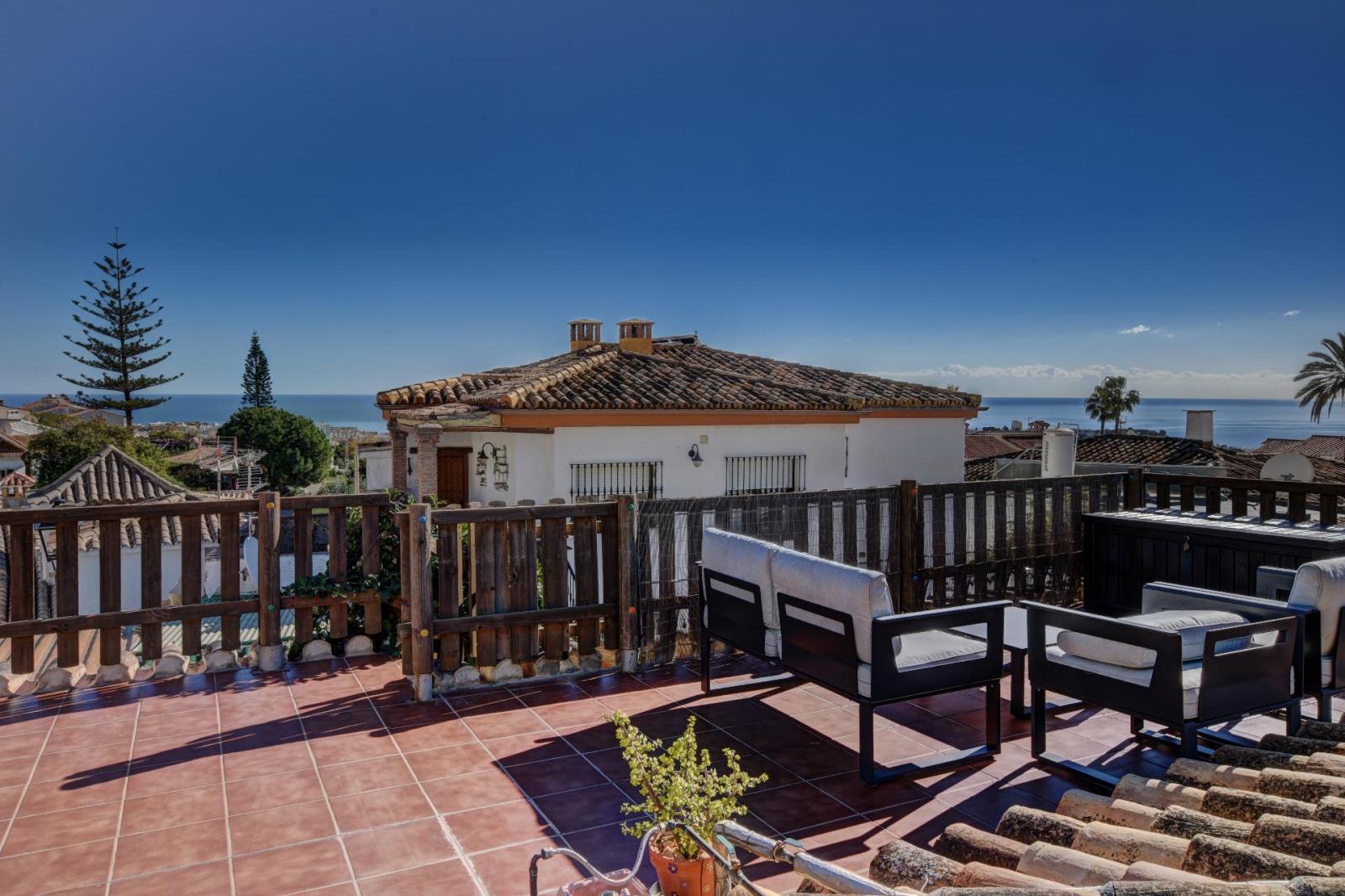 Villa for Sale in Benalmádena