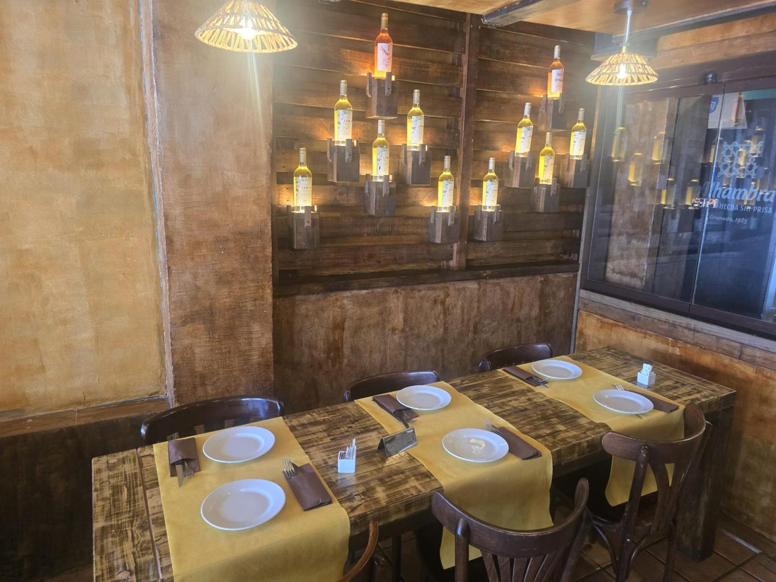 Premise for Rent in Benalmádena