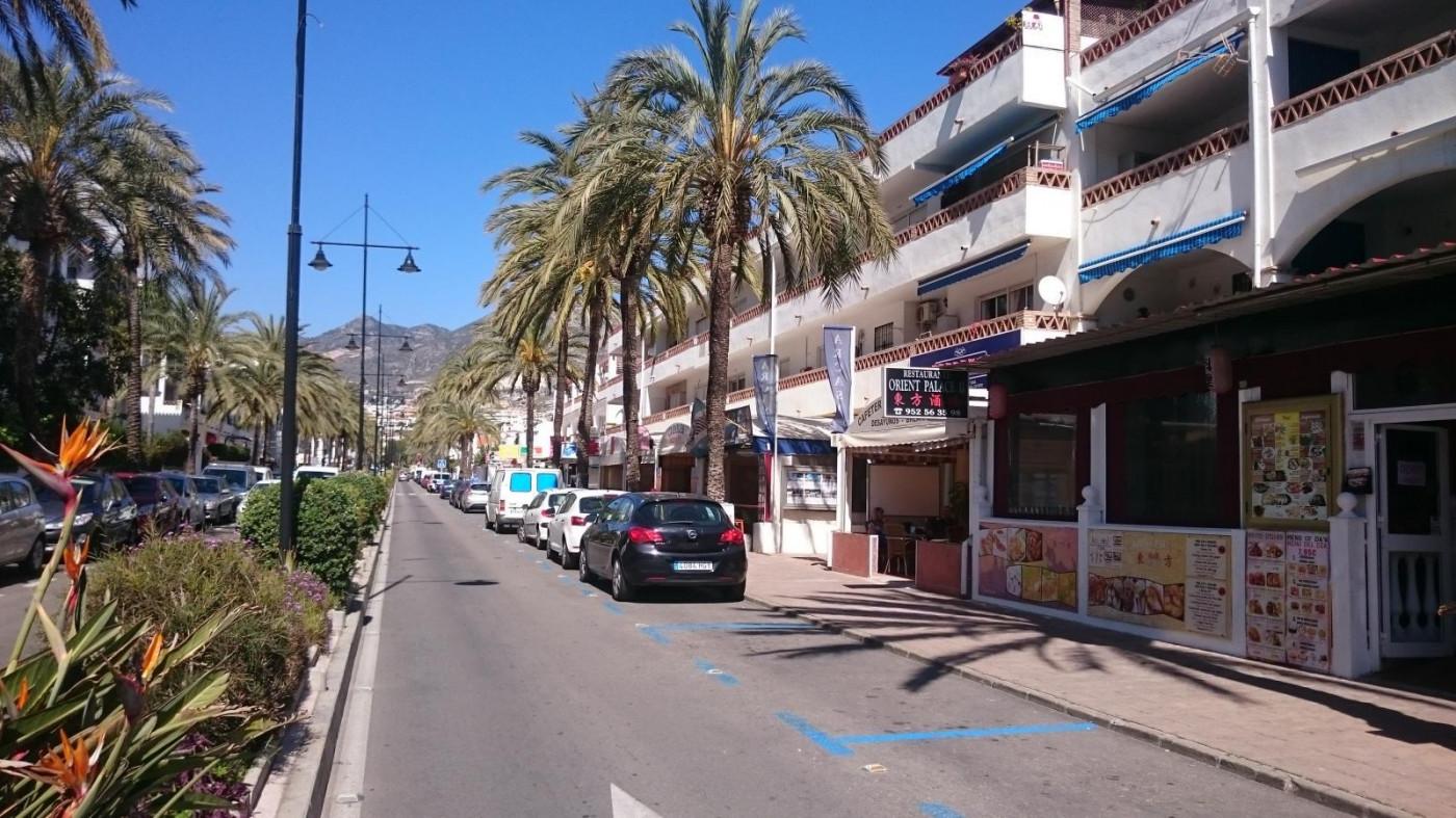 Premise for Rent in Benalmádena