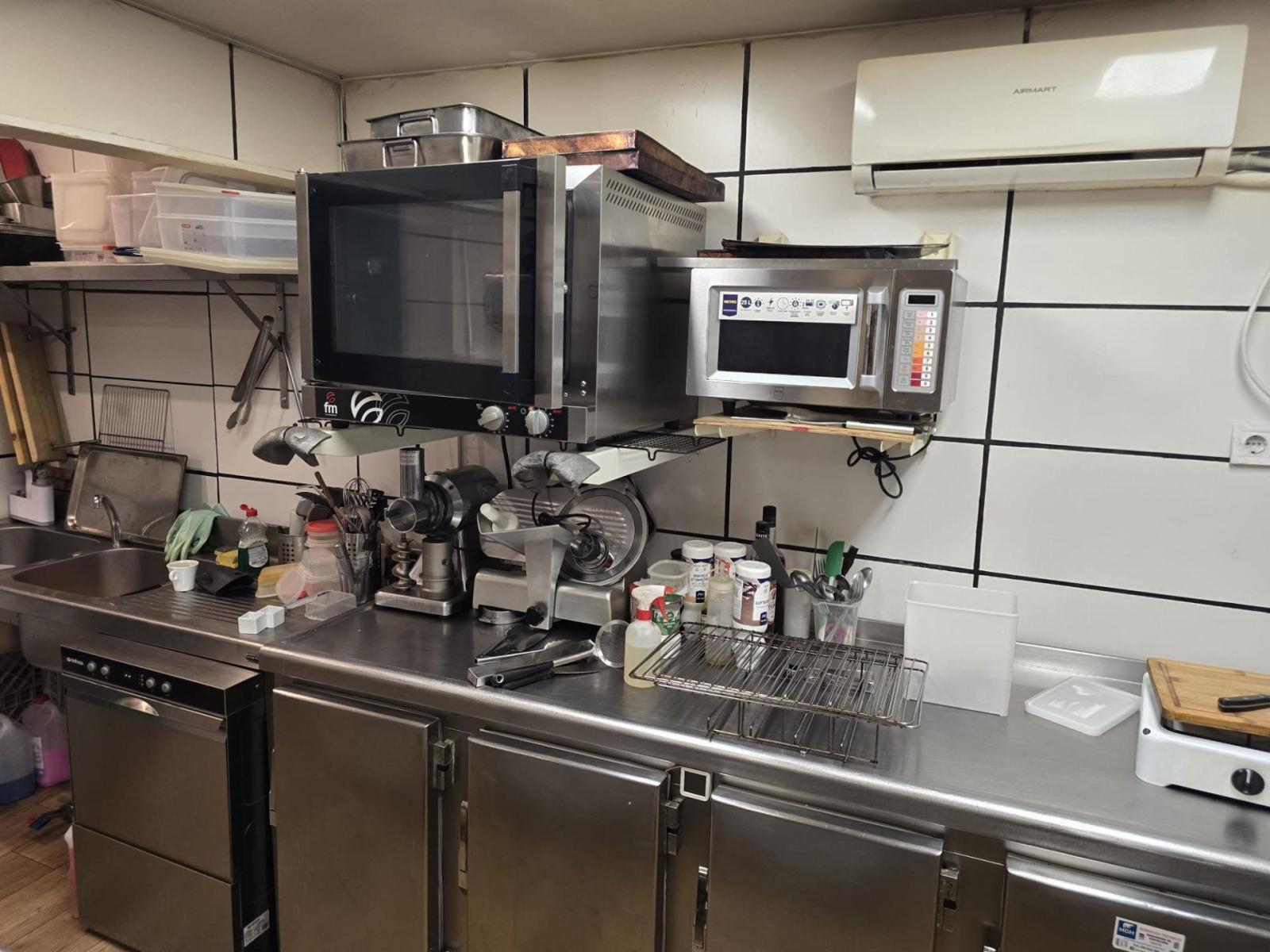 Premise for Rent in Benalmádena