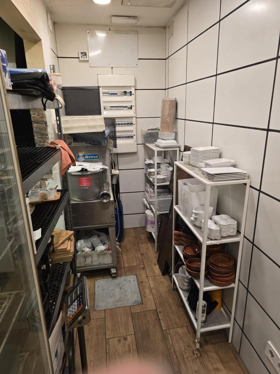 Premise for Rent in Benalmádena
