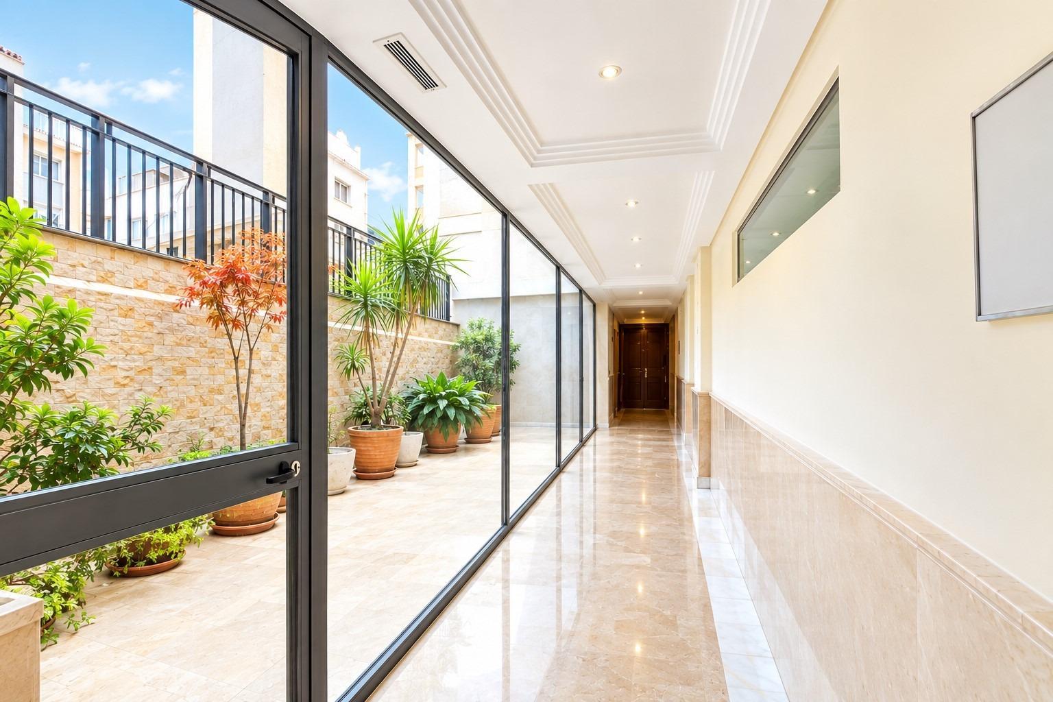 Premise for Sale in Benalmádena