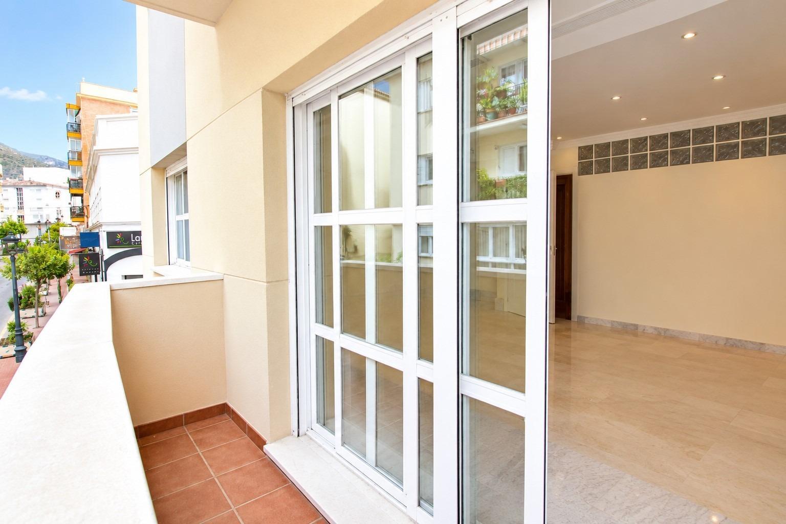 Premise for Sale in Benalmádena