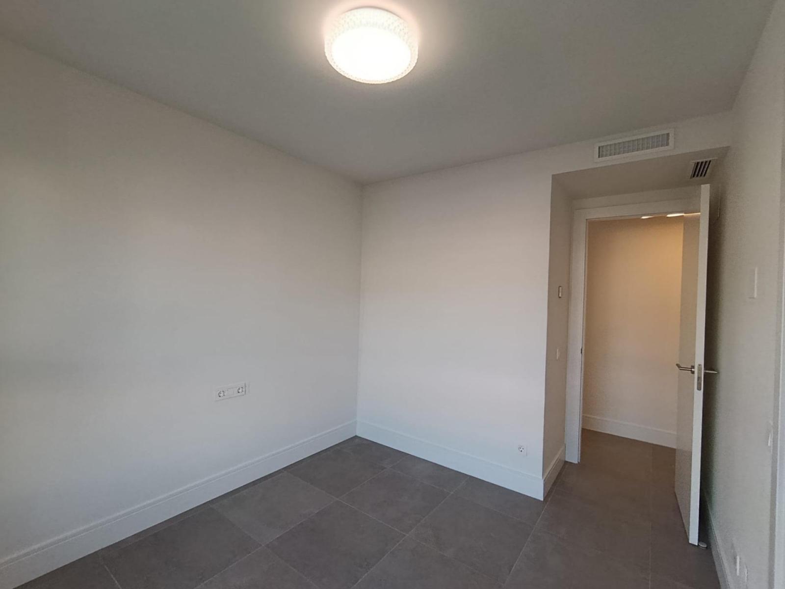 Flat for Rent in Torremolinos