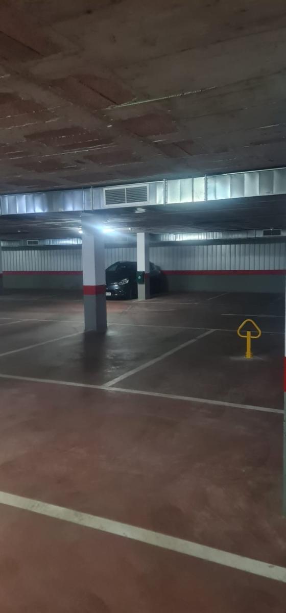 Garage for Rent in Benalmádena