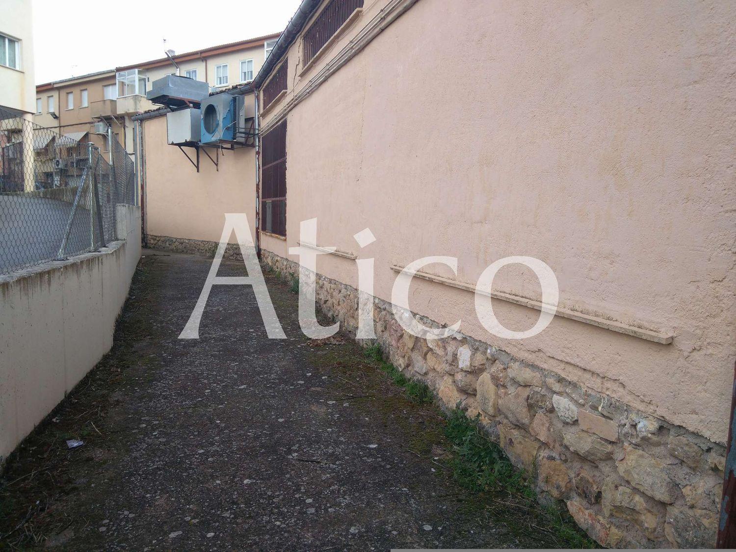 Premise for Rent in La Lastrilla