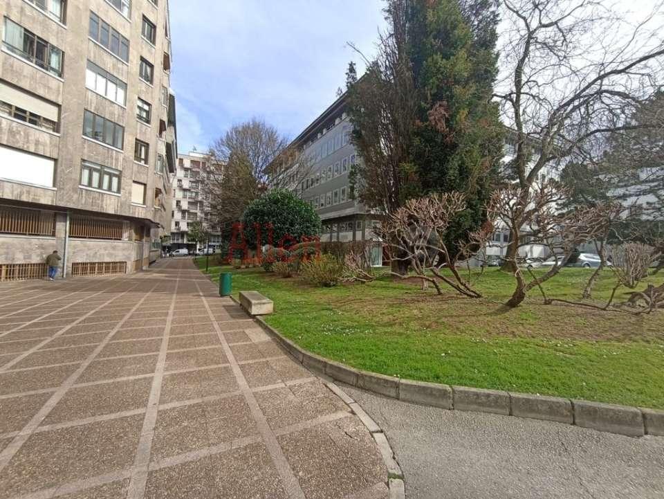 Piso en Venta en Oviedo