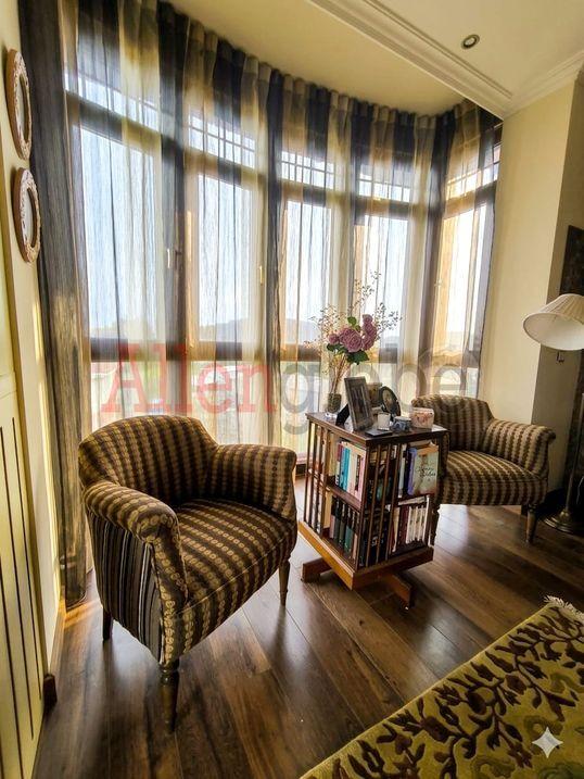 Chalet for Sale in Castrillón
