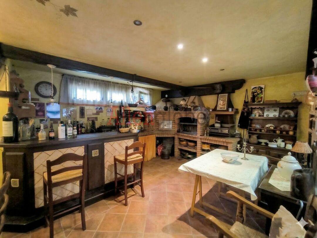 Chalet for Sale in Castrillón