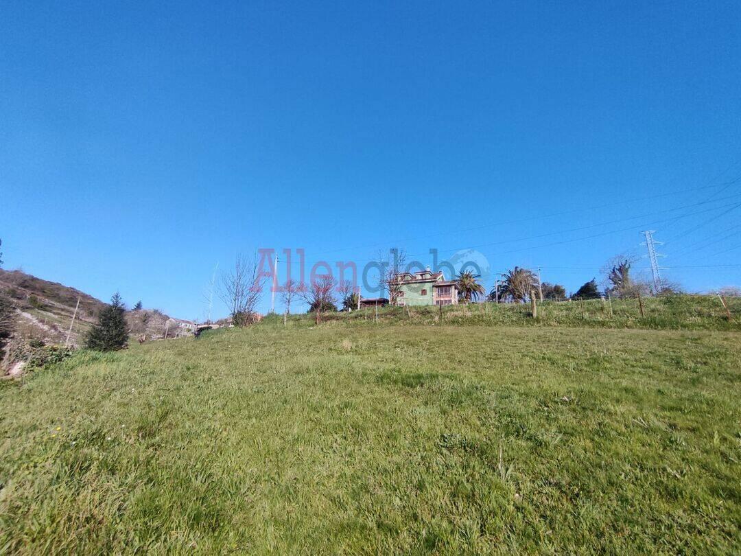 Parcela en Venta en Las Regueras