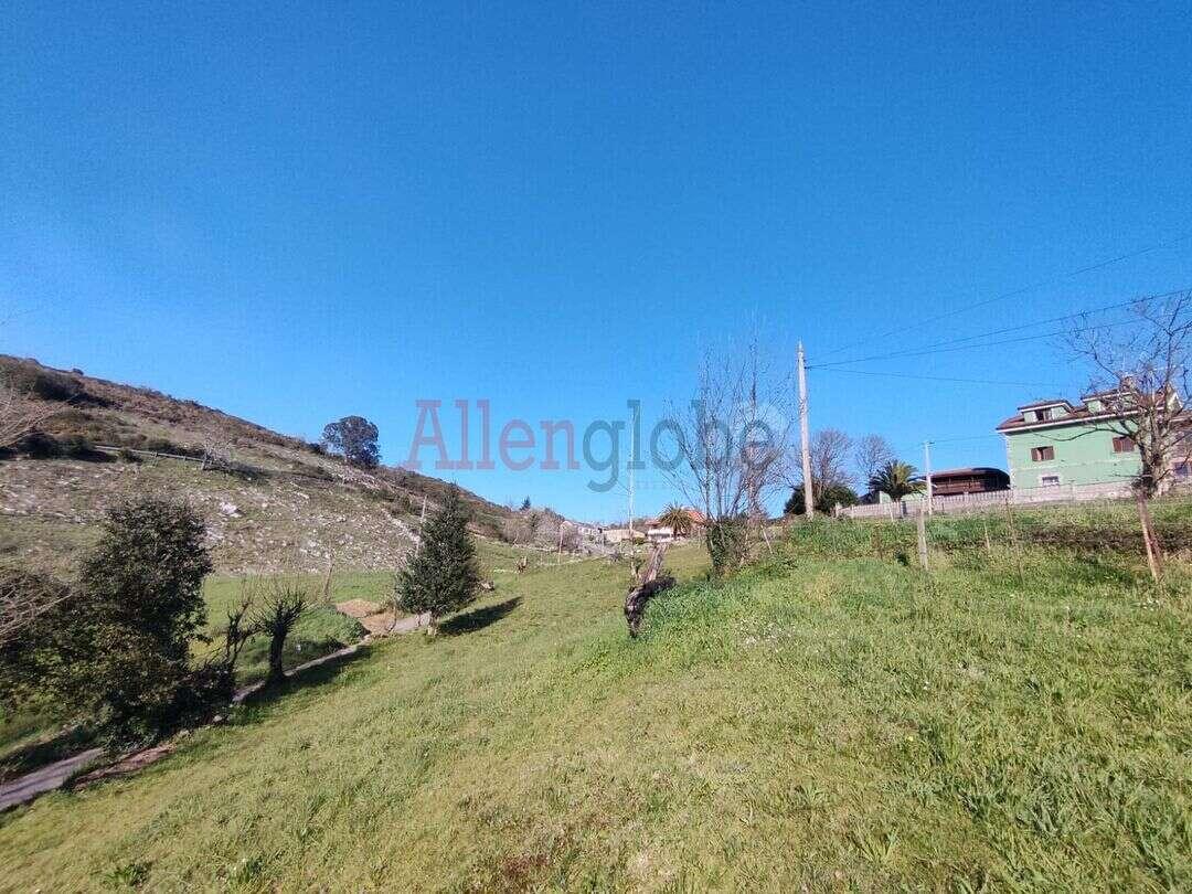 Parcela en Venta en Las Regueras