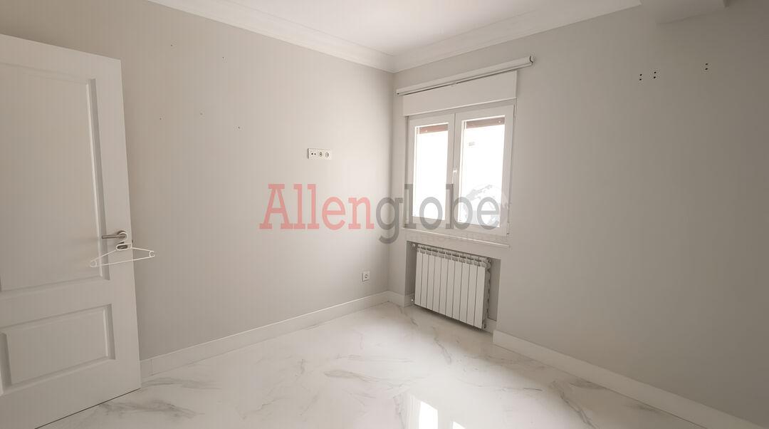 Piso en Venta en Oviedo