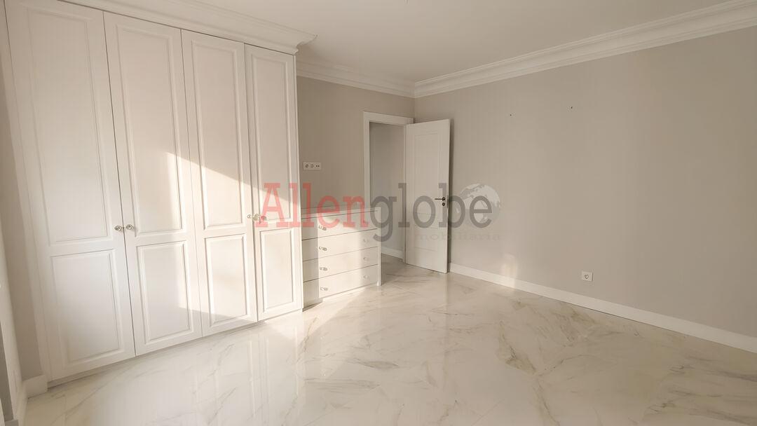 Piso en Venta en Oviedo