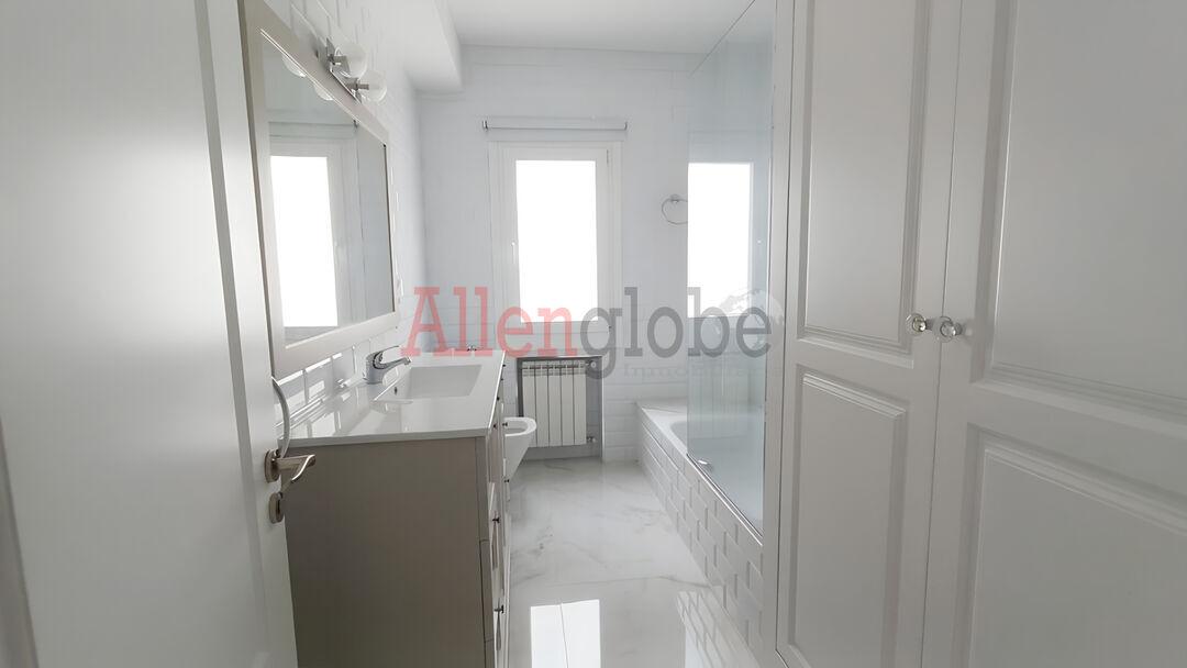Piso en Venta en Oviedo