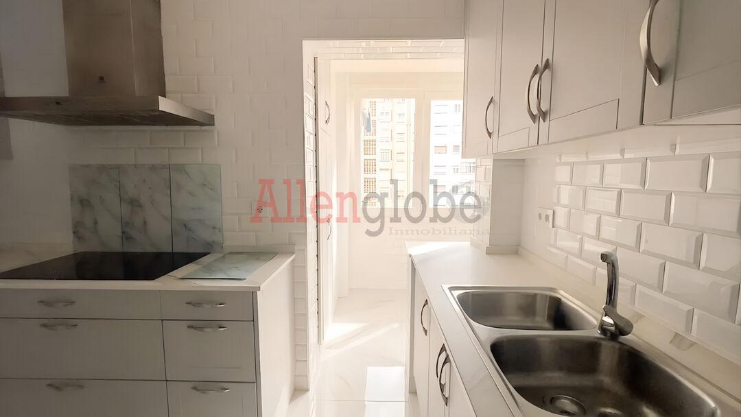 Piso en Venta en Oviedo