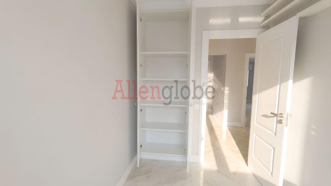 Piso en Venta en Oviedo