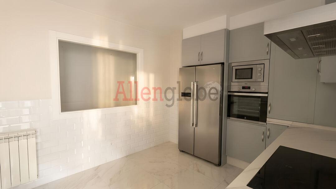 Piso en Venta en Oviedo