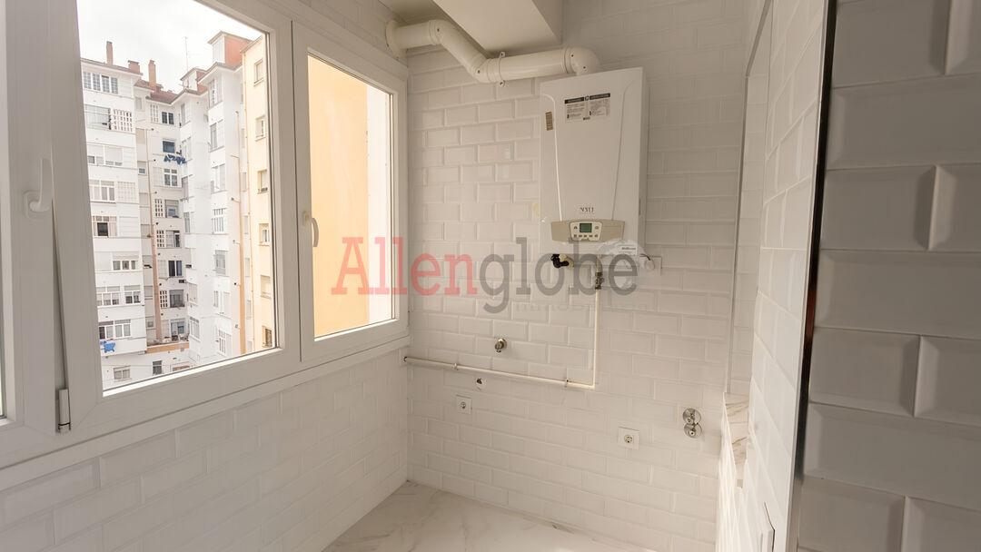 Piso en Venta en Oviedo