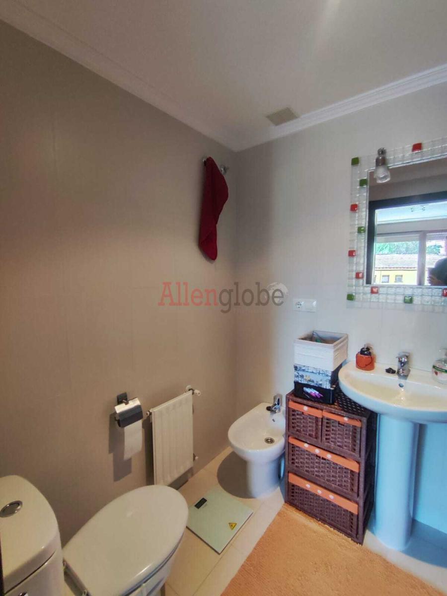 Flat for Sale in Oviedo