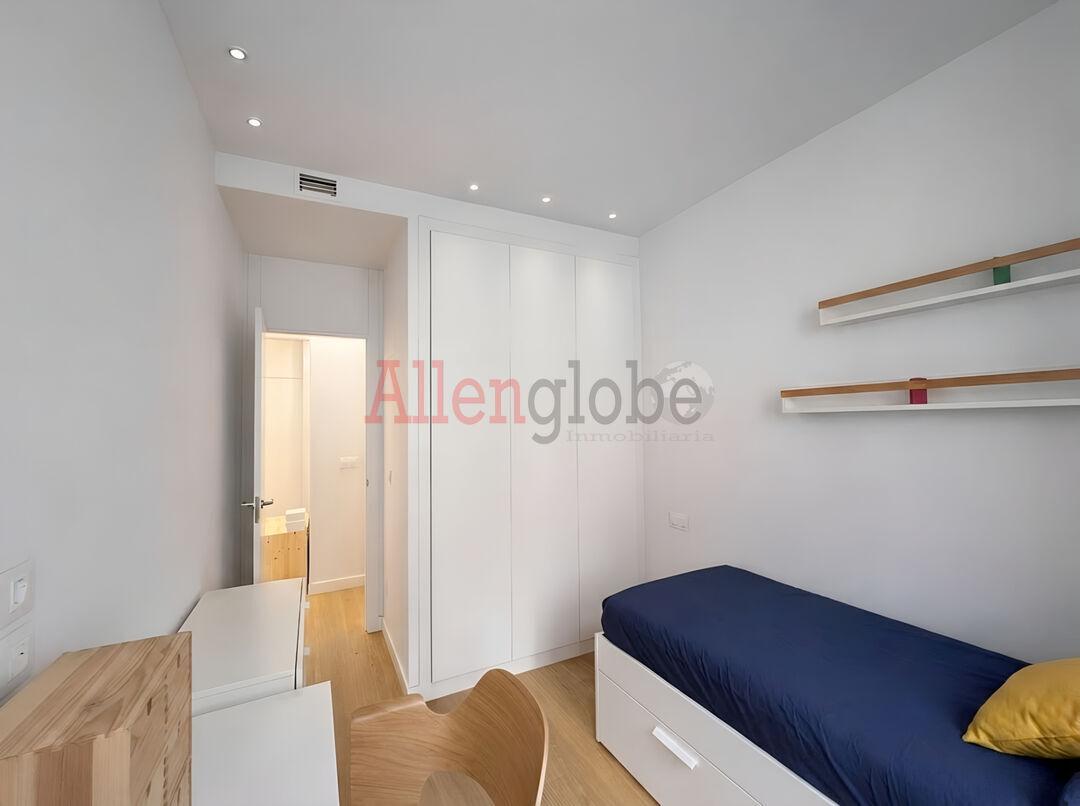 Flat for Sale in Oviedo