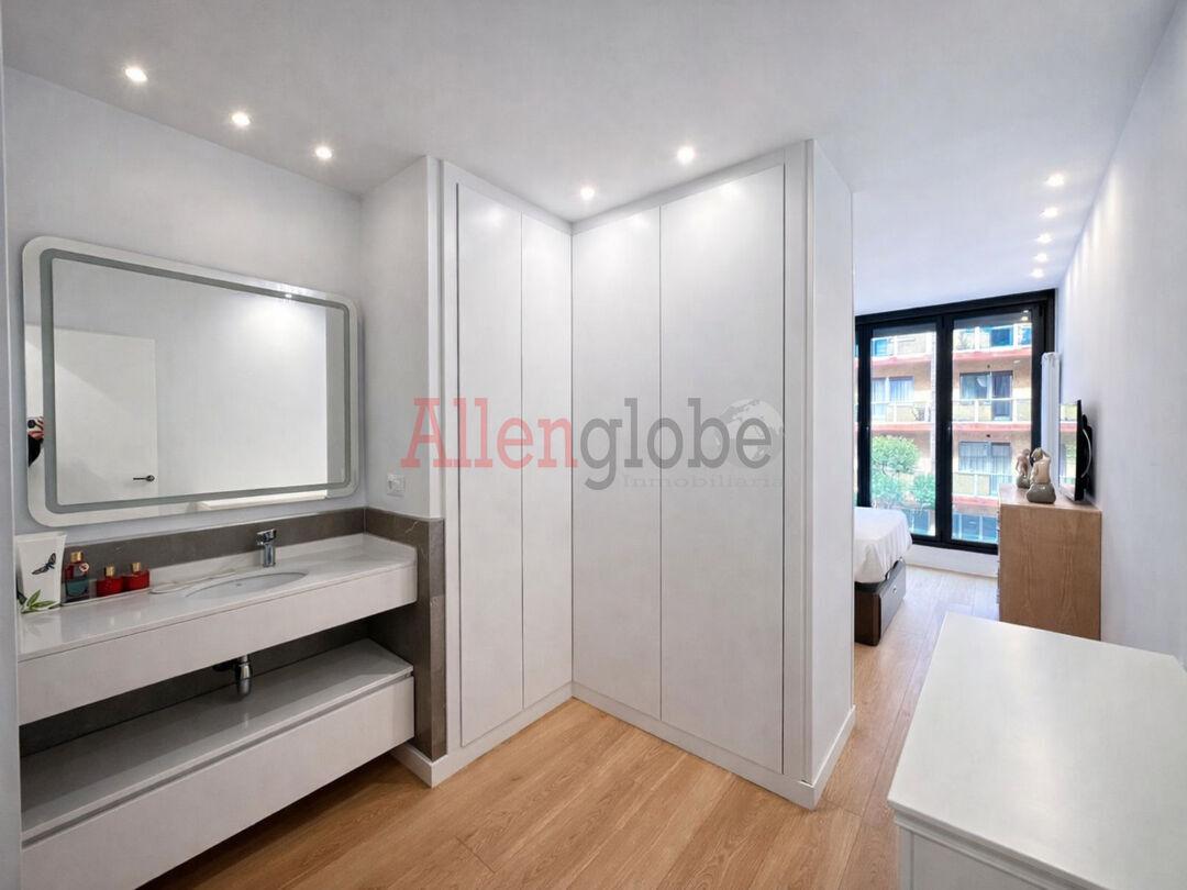Flat for Sale in Oviedo