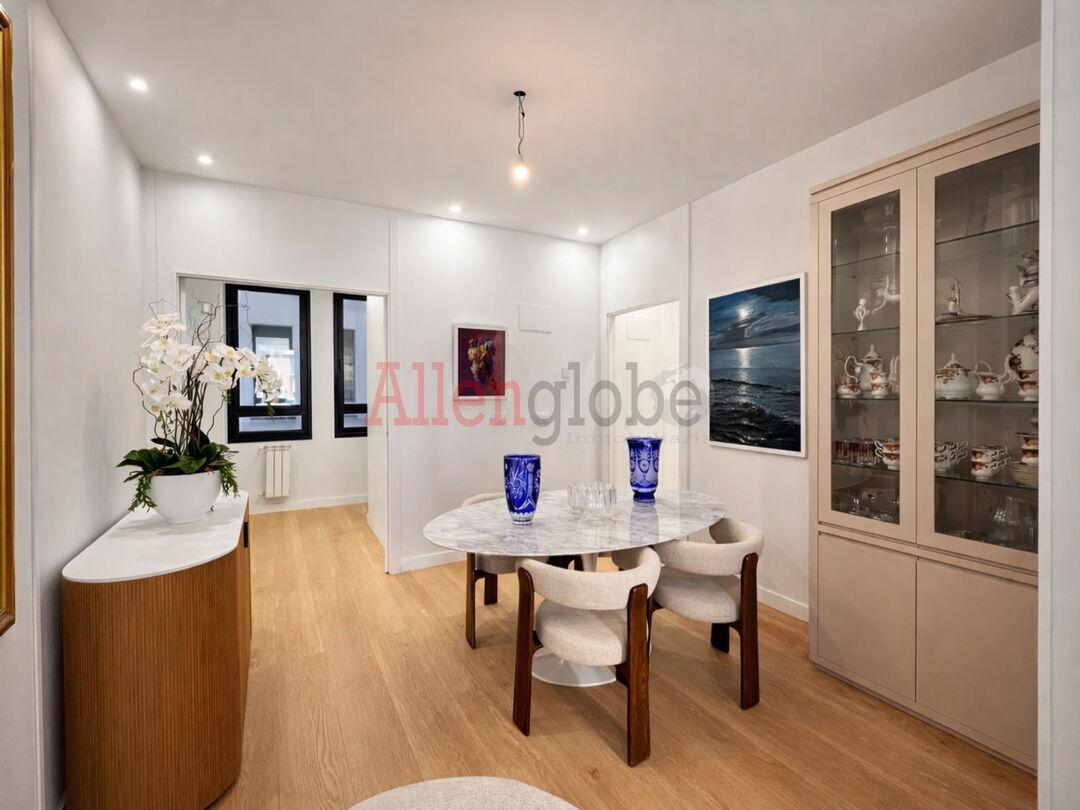 Flat for Sale in Oviedo