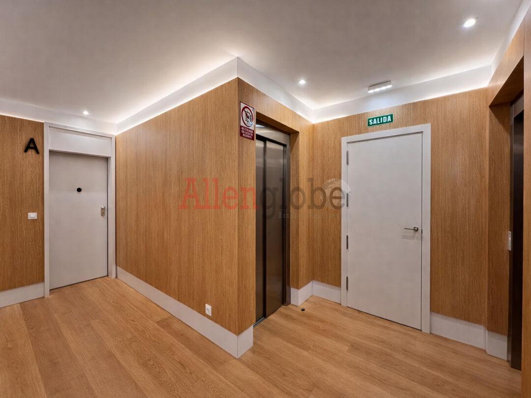 Flat for Sale in Oviedo