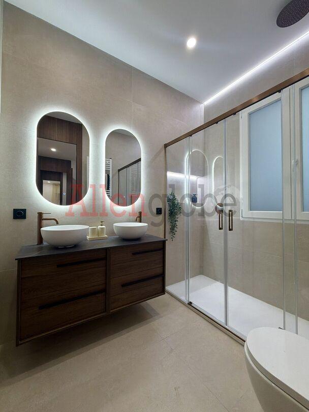 Flat for Sale in Oviedo