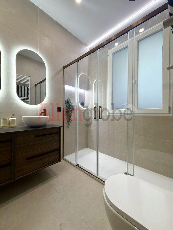 Flat for Sale in Oviedo