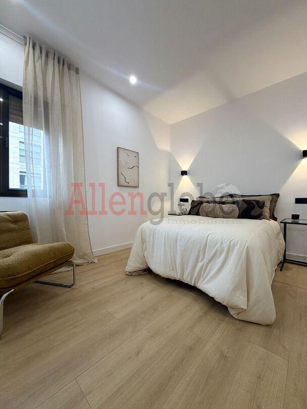 Flat for Sale in Oviedo