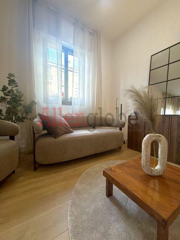 Flat for Sale in Oviedo