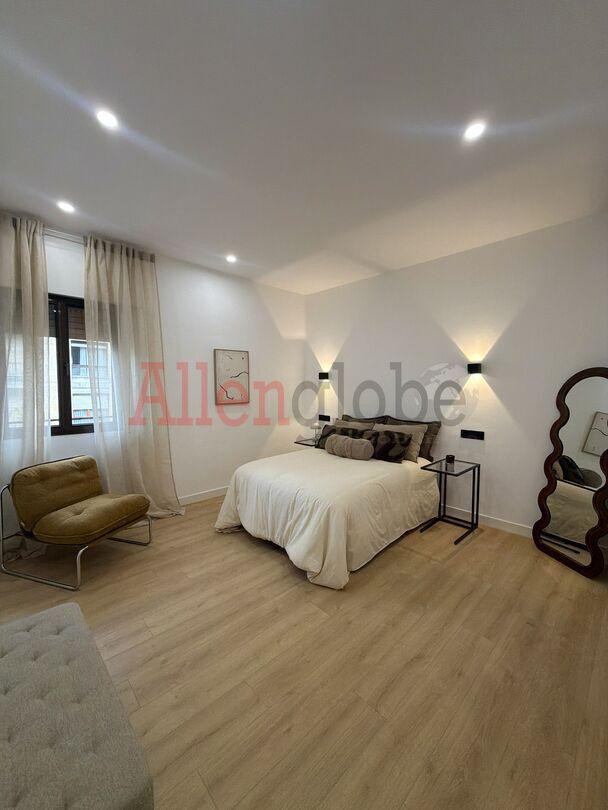 Flat for Sale in Oviedo