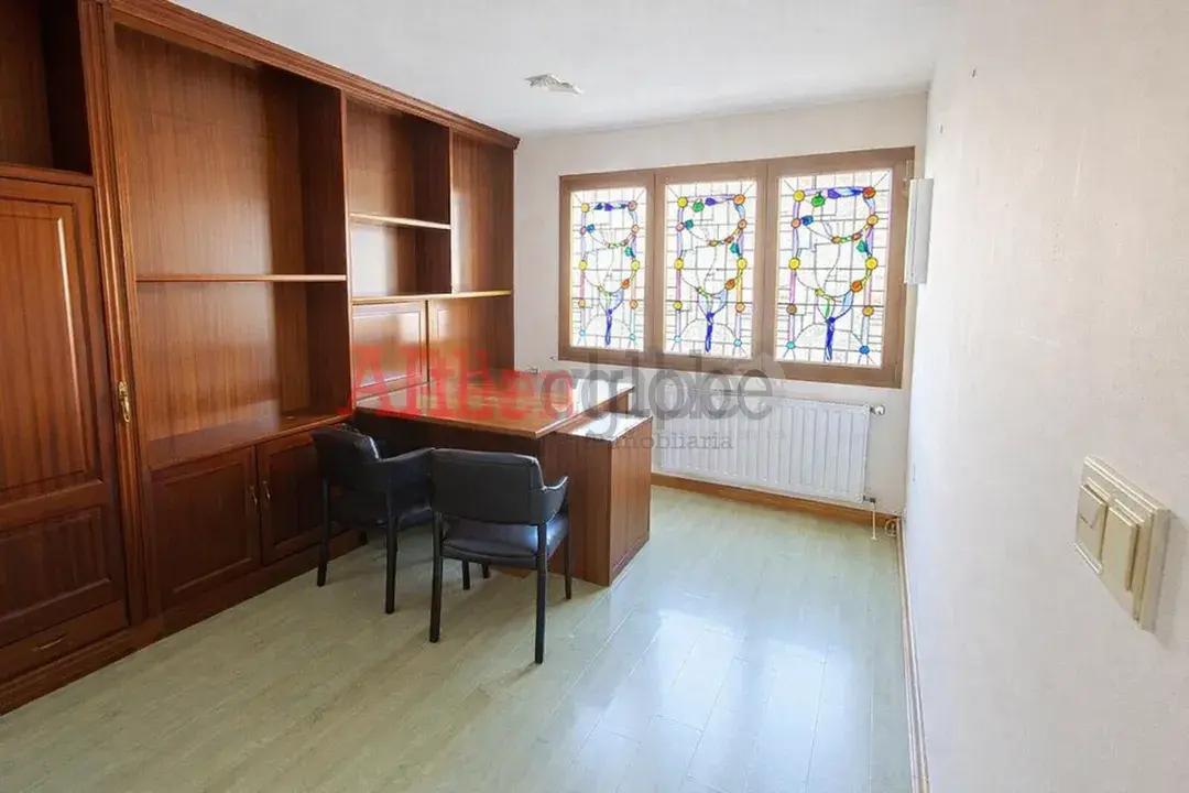 Flat for Sale in Oviedo