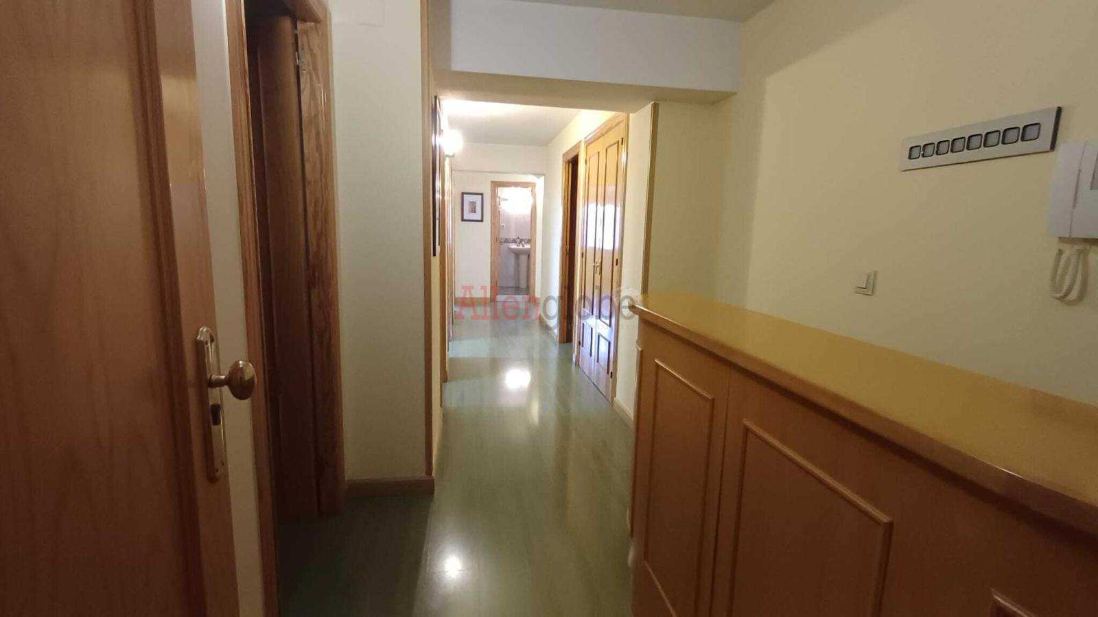 Flat for Sale in Oviedo
