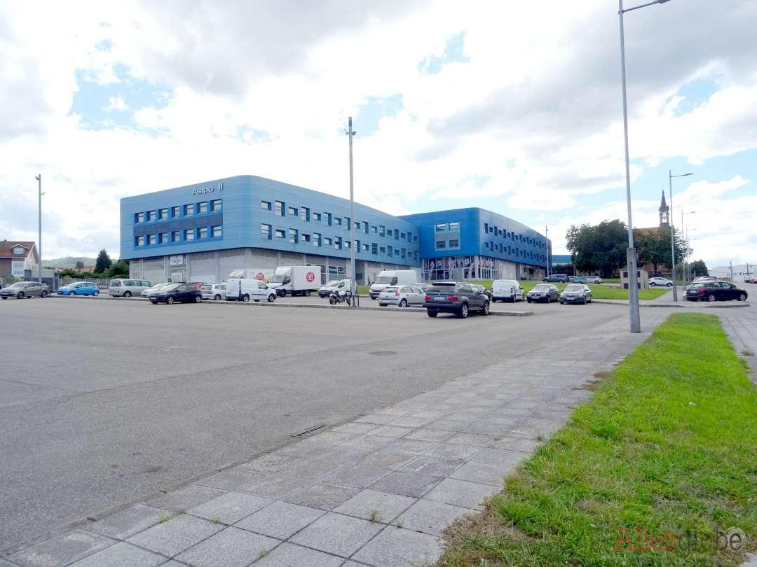Office for Sale in Llanera