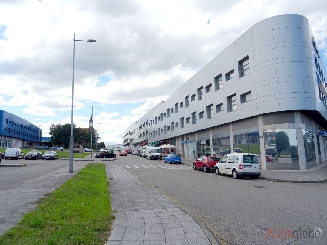 Office for Sale in Llanera