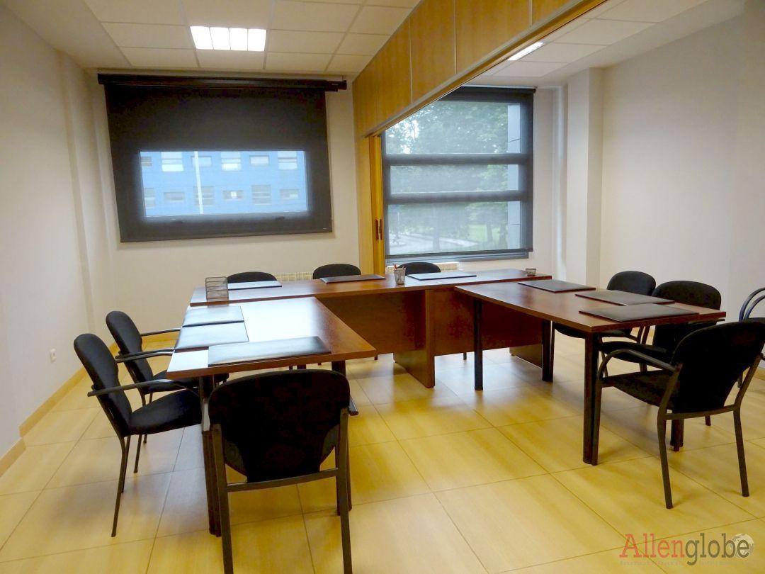 Office for Sale in Llanera