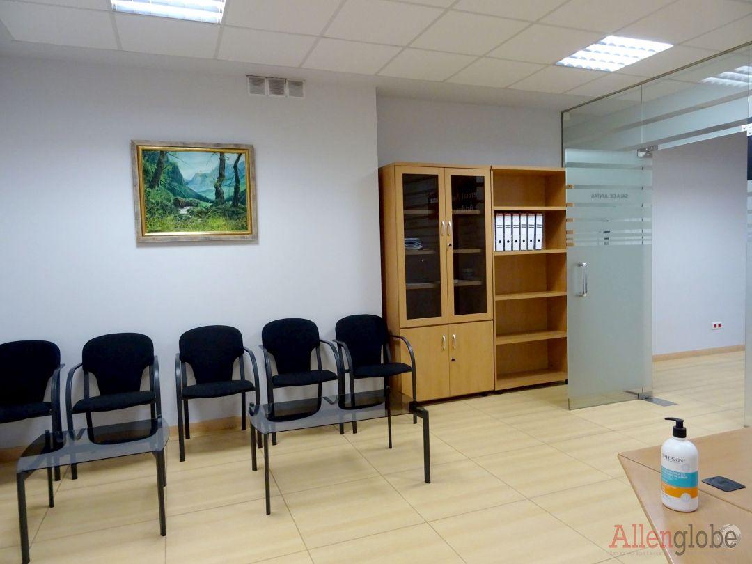 Office for Sale in Llanera