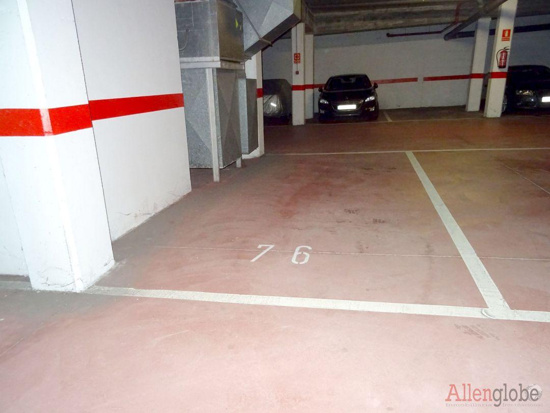 Office for Sale in Llanera