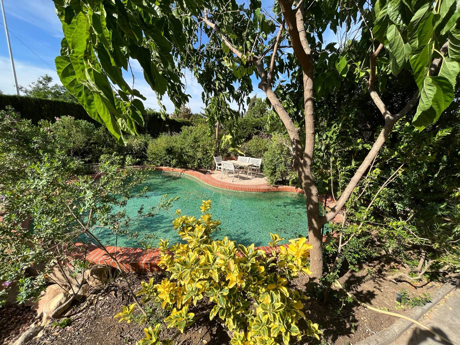 Villa for Sale in Alhaurín de la Torre
