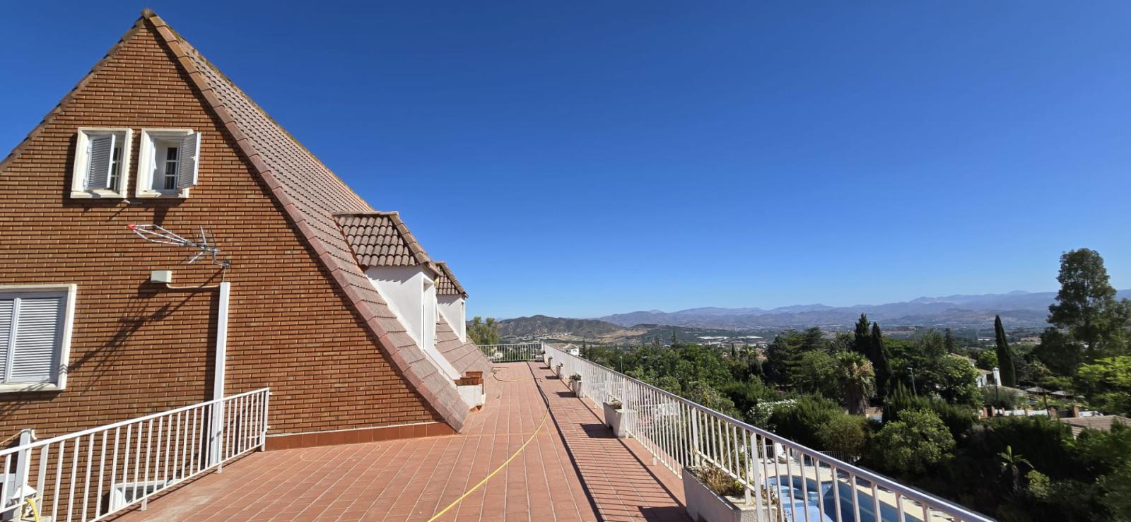 Villa for Sale in Alhaurín de la Torre