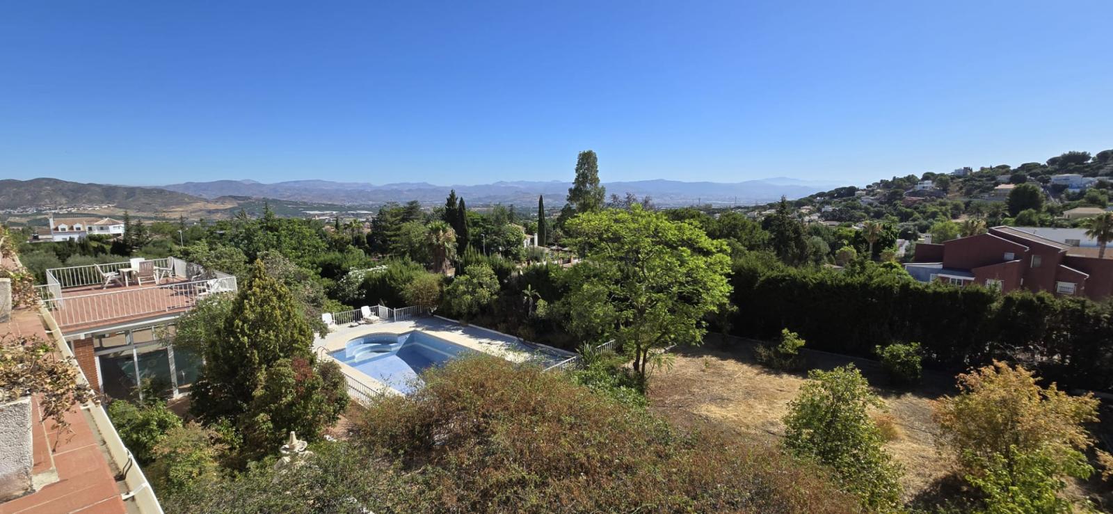 Villa for Sale in Alhaurín de la Torre
